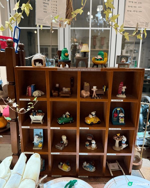 如果去韓國釜山,我會推介去田浦站附近買手信,附近有好多選物店...