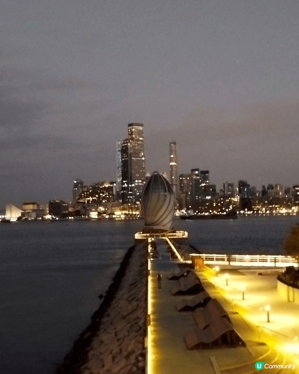 東區走廊，東區海濱和東區板道是看日出打卡的好地方