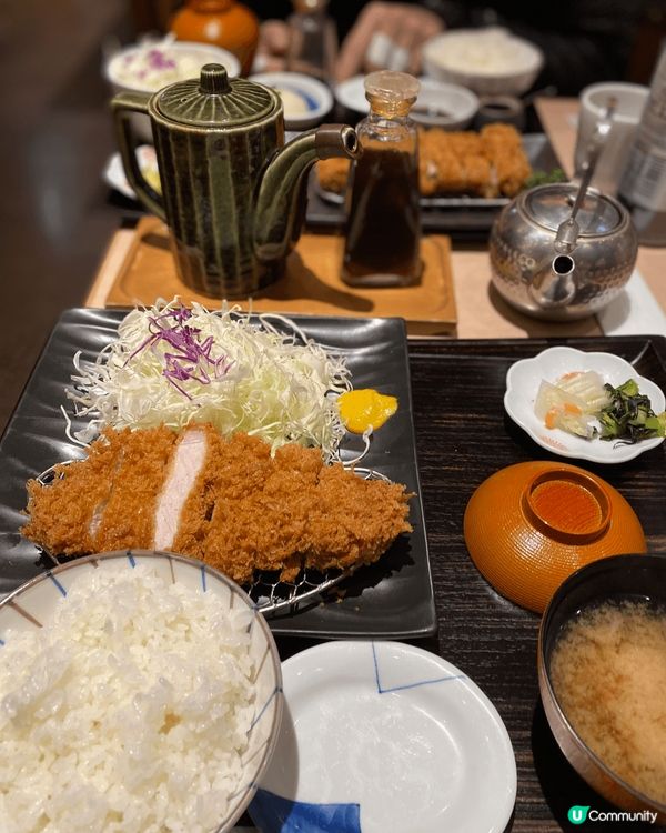 在日本石打丸山滑雪場的餐廳用餐是一個絕佳的體驗，特別是在滑雪...