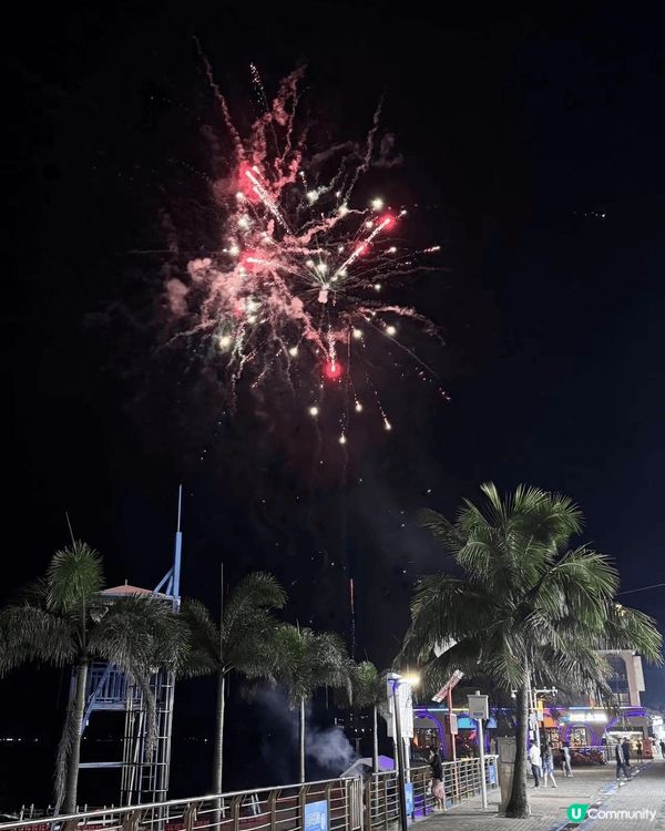 深圳南澳非常適合一家大細玩樂..有遊艇會！夜晚可以燒烤放煙花...