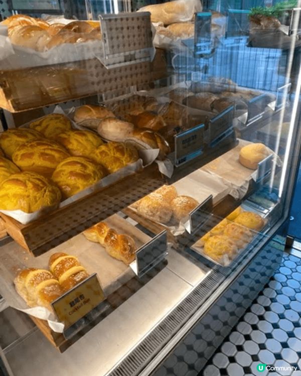 ABC餅屋已經屹立香港超過七十年，深受街坊歡迎，而且到下午4...