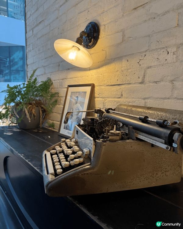 MR & MRS FOX位於East Residences服...