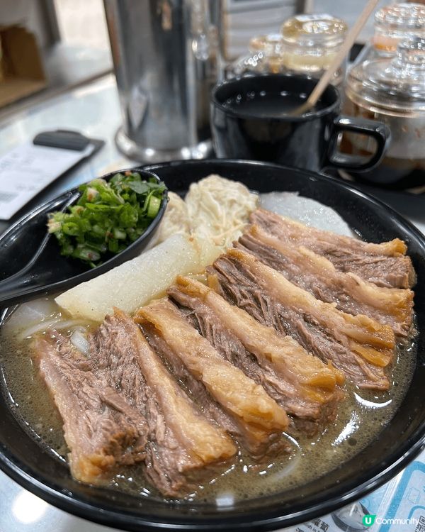 田記魚蛋美食，最出名係馳名嘅崩沙腩同埋金牌牛腩，淨係見到張圖...