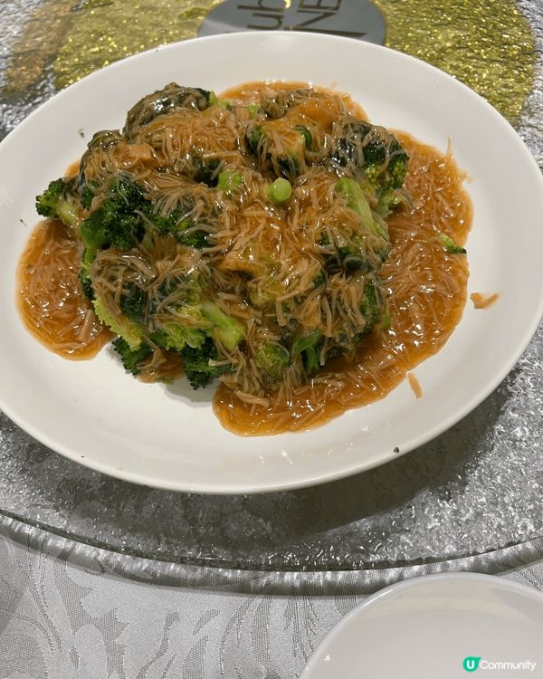 與一班朋友🧑‍🤝‍🧑飯聚，今次選擇咗吃中國菜，Club On...