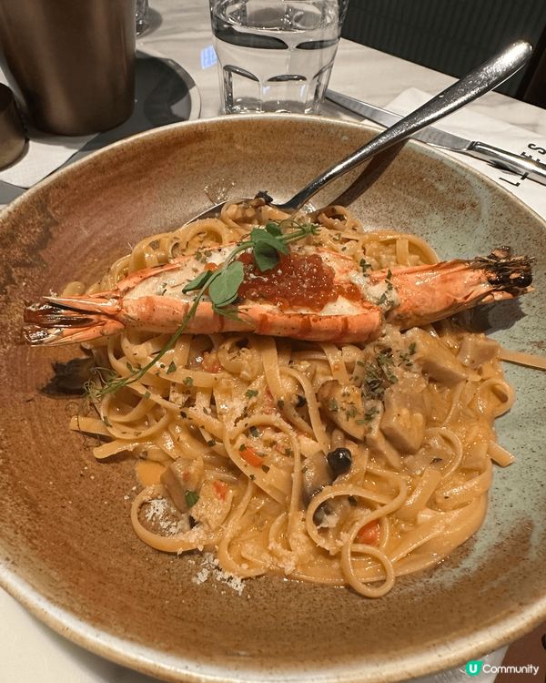 上星期咁啱過咗黃埔行街，見到原來有Flames😬之前係觀塘分...