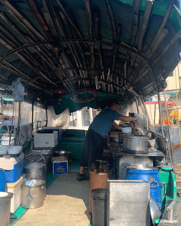 拍拖活動推介！去香港仔體驗船上用餐！師傅係船度即切即整艇仔粉...