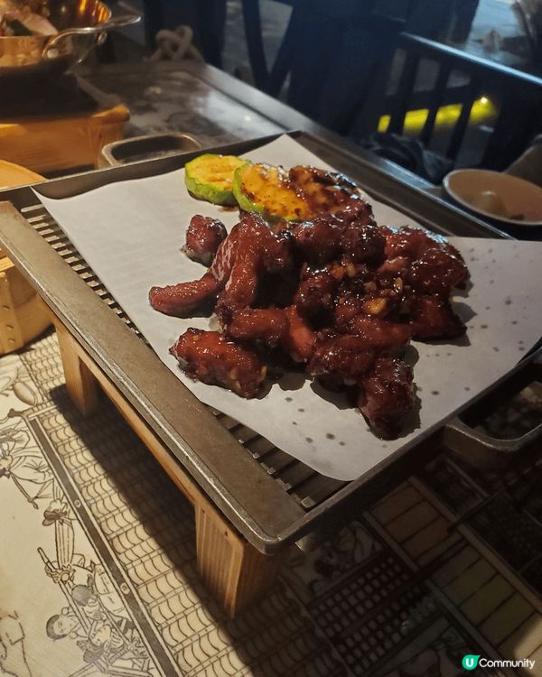 綠茶餐廳在深圳有很多分店，菜品選擇多，價錢非常便宜，味道也不...