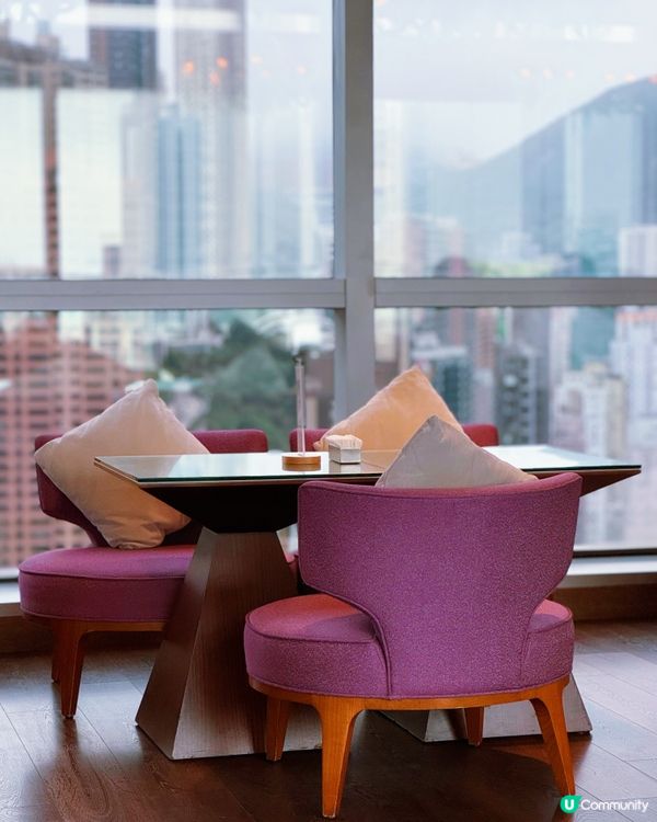 銅鑼灣皇冠假日酒店28樓嘆靚景🍹🥂環境開陽夠Chill