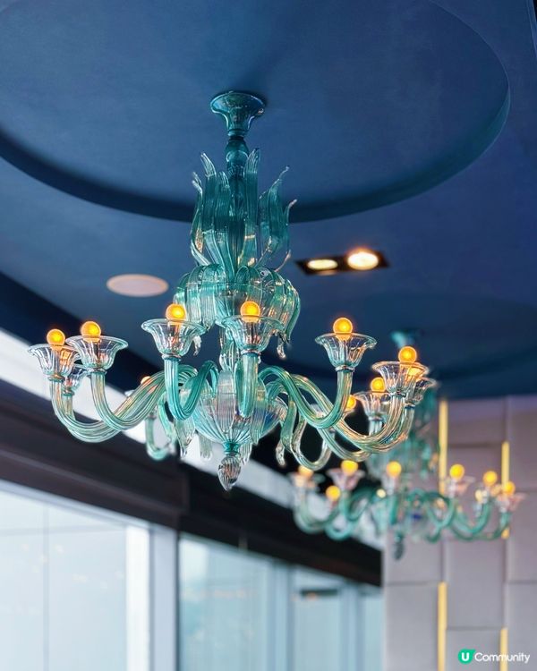 銅鑼灣皇冠假日酒店28樓嘆靚景🍹🥂環境開陽夠Chill