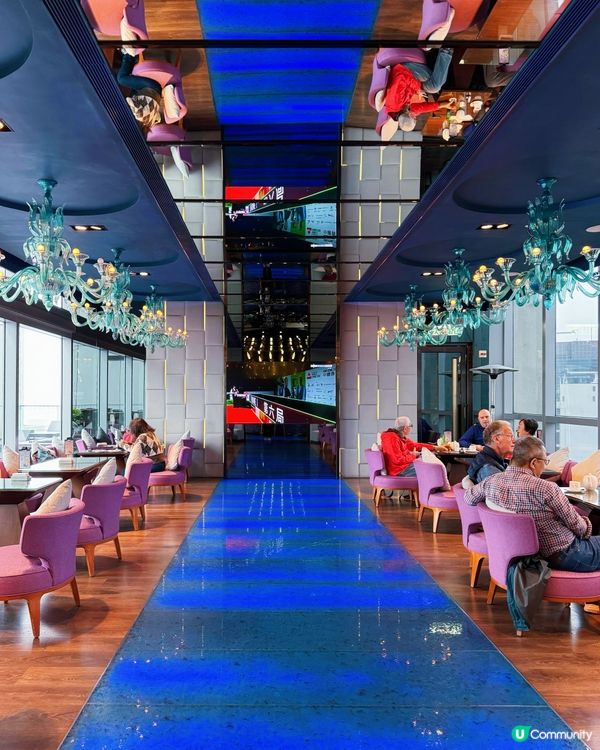 銅鑼灣皇冠假日酒店28樓嘆靚景🍹🥂環境開陽夠Chill