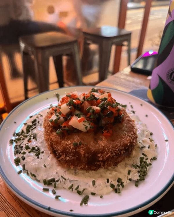 收工想同朋友開心chill🤟🏻行行下蘇豪區就見到 Holy ...