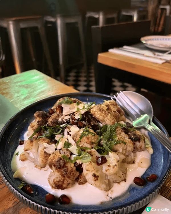 收工想同朋友開心chill🤟🏻行行下蘇豪區就見到 Holy ...