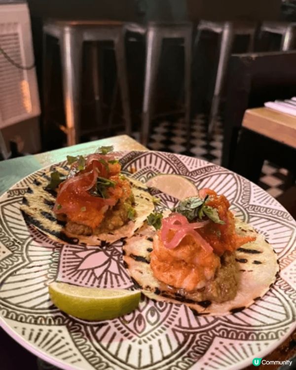 收工想同朋友開心chill🤟🏻行行下蘇豪區就見到 Holy ...