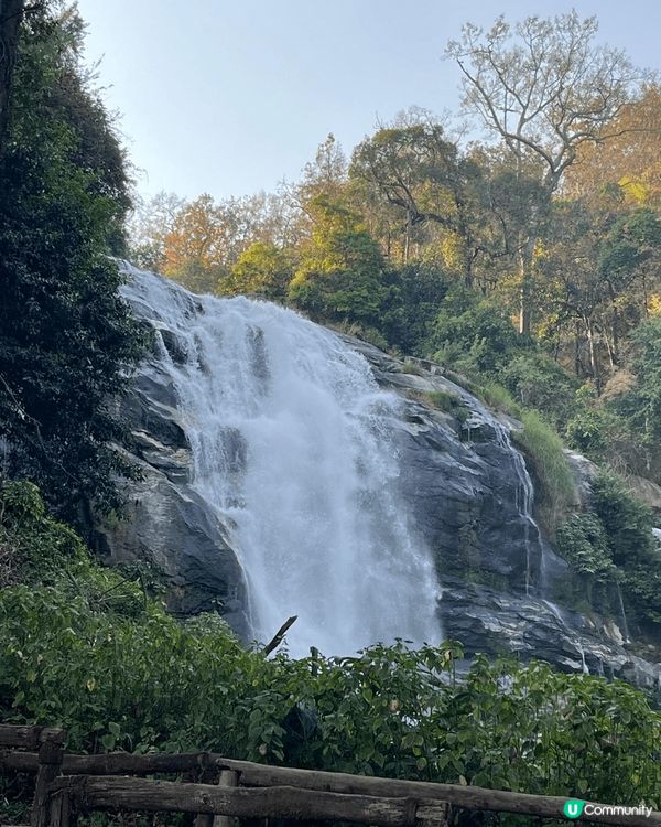 泰國之旅，多姿多采。可以見日出日落。旅遊景點，買手信。看瀑布...