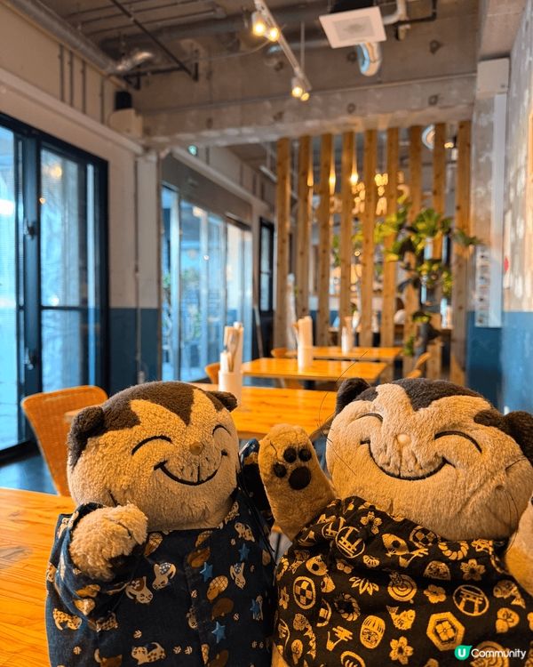 沖繩波上宮附近有間打卡餐廳。主題係海洋、海員。食物都好新鮮鮮...