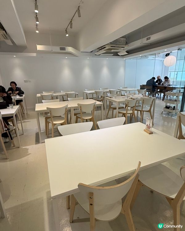 白色餐廳打卡聖地📸