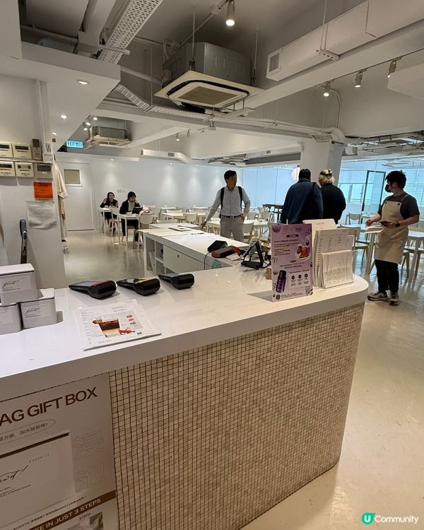 白色餐廳打卡聖地📸