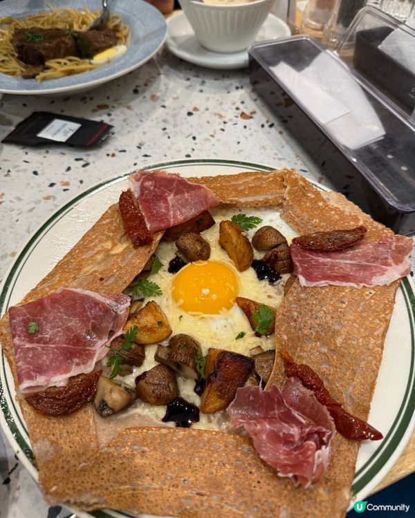 平價法國菜新體驗！法式蕎麥煎餅😋
