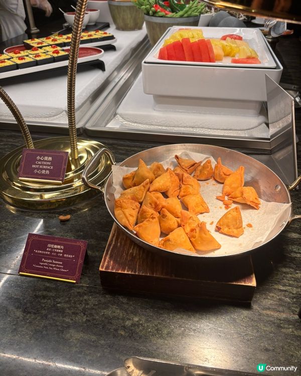 去迷離莊園食嘢🥰 最緊要係有得喺VIP 位睇煙花🎆😍