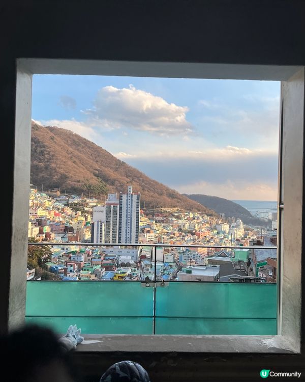 充滿彩色陽光之韓國釜山首爾之旅