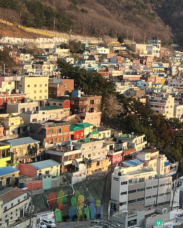 充滿彩色陽光之韓國釜山首爾之旅