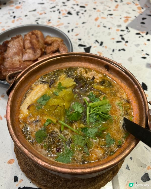 📍旺角 春城銅鍋米線🍜 豬扒酸辣米線🥢