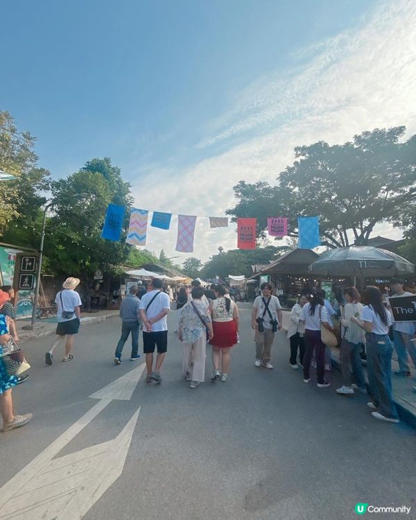 清邁必逛最大型手作文創市場