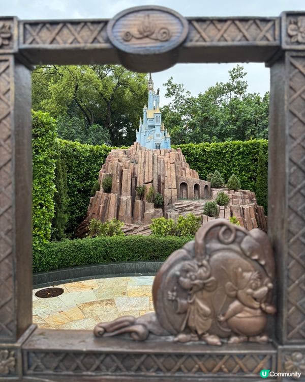 他和我去迪士尼