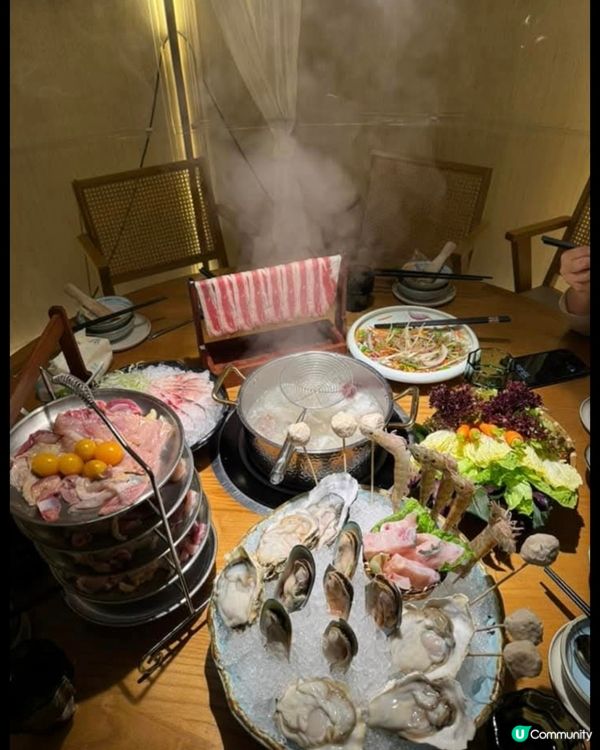 好味道😋藍波斯菊鲜湯火鍋