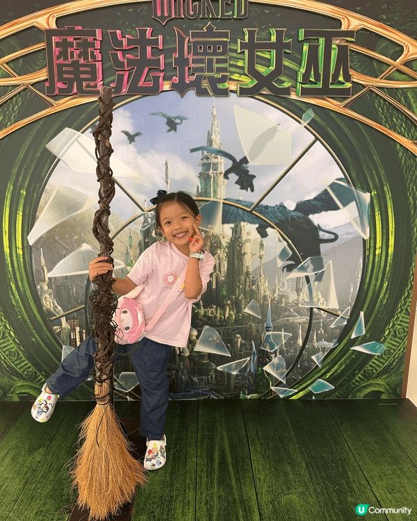 開心笑開心玩搵米奇老鼠