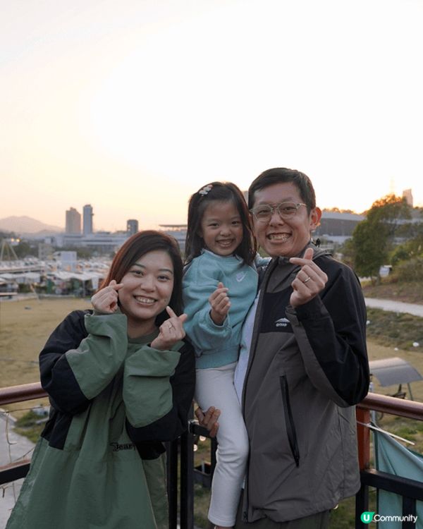 開心笑開心玩搵米奇老鼠