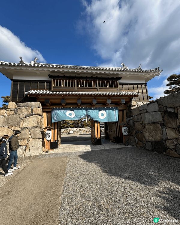 這個是這個是高松的玉藻公園，而高松城亦在這公園內，這個公園都...