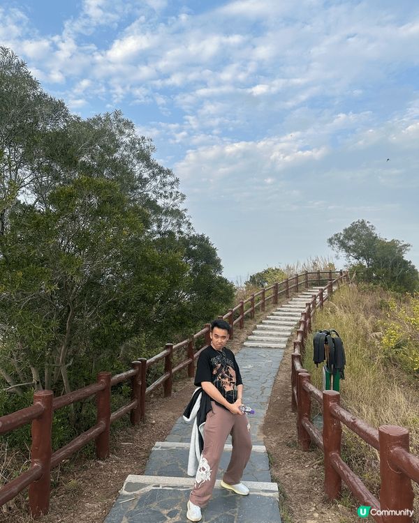 成日唔知放假去邊玩好？今次同大家介紹大澳！🛥️🐬   由東涌...