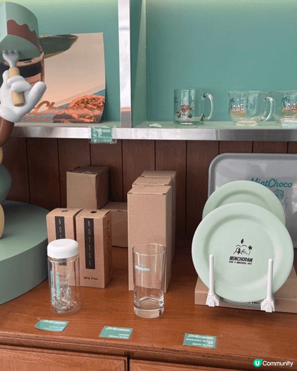 去到韓國一定要拜訪呢一間薄荷朱古力專門店，食完仲可以買埋手信...