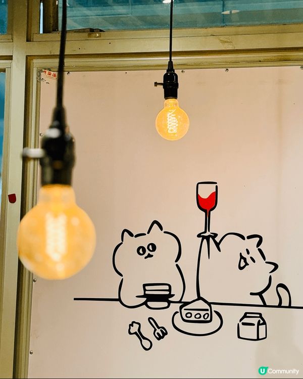 🎂同閨蜜慶祝生日，揀咗間有貓貓主題嘅𝐂𝐚𝐟𝐞食西餐😻 一踏出...