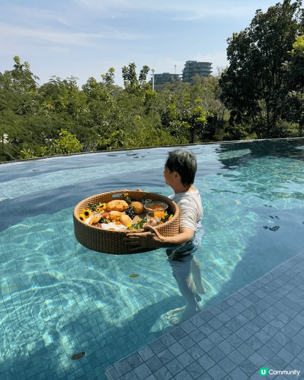 泰國考艾3,000呎無邊際Pool Villa嘆飄浮早餐