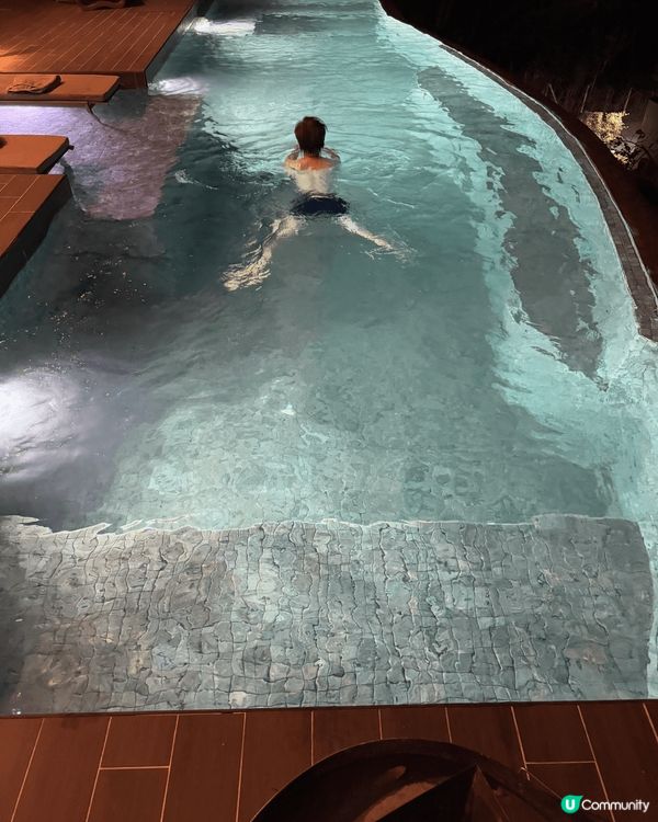 泰國考艾3,000呎無邊際Pool Villa嘆飄浮早餐