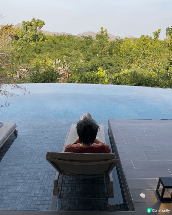 泰國考艾3,000呎無邊際Pool Villa嘆飄浮早餐