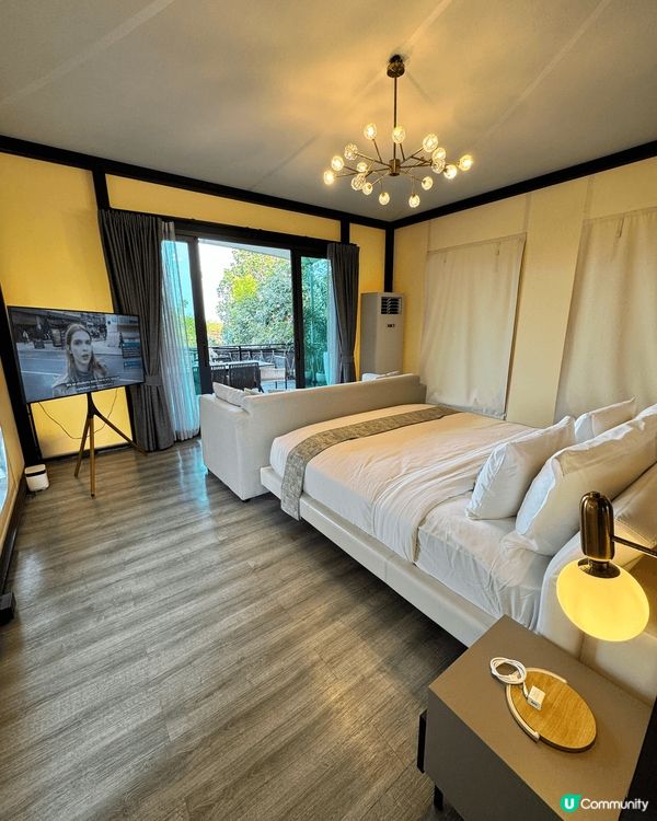 泰國考艾3,000呎無邊際Pool Villa嘆飄浮早餐