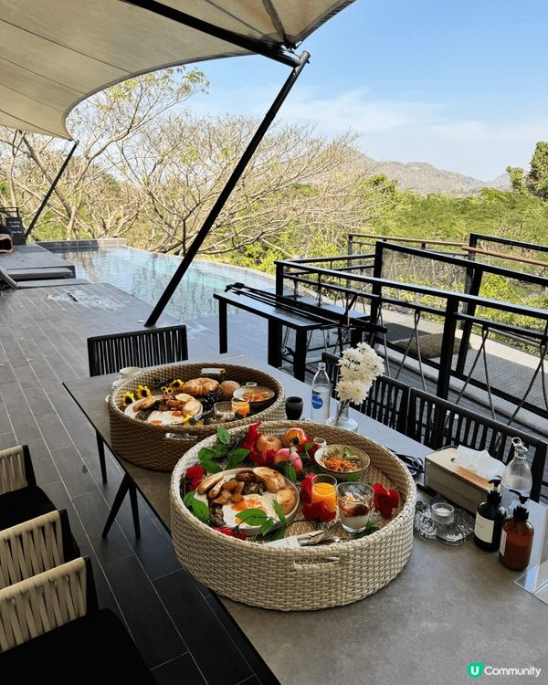 泰國考艾3,000呎無邊際Pool Villa嘆飄浮早餐