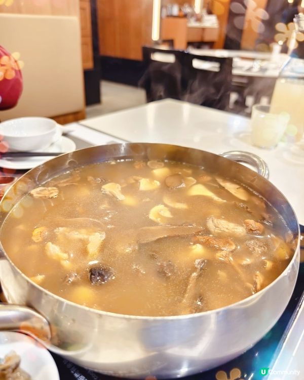 ## 銅鑼灣必食火鍋 🔥 謙記高質食材，湯底一流！😋