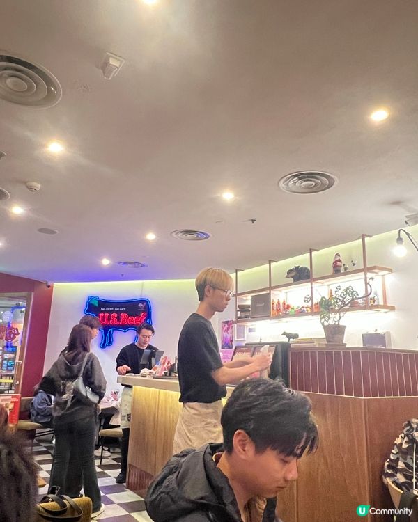 11區傢俬行街搵食😋和牛牛肉飯勁正！🤤