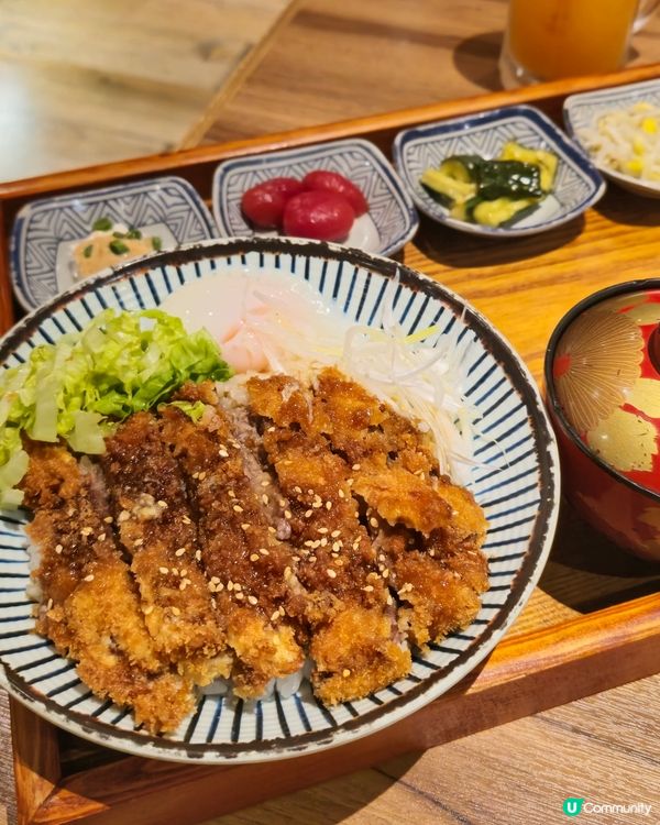 脆皮吉列豬扒定食🤤  焰燒肉