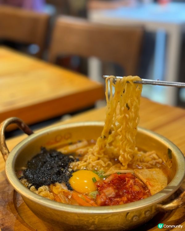 【尖沙咀｜人氣邪惡芝士蛋漿熔岩炒飯】