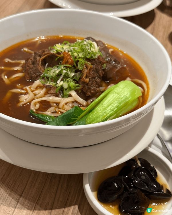 台南其中一樣必吃嘅係牛肉，呢碗牛肉麵真係好味到湯都飲哂😋