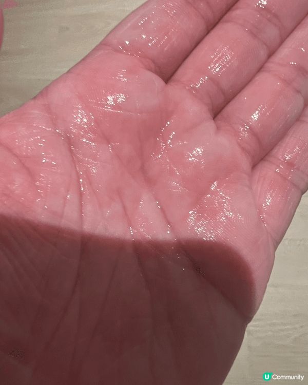 平時我好少塗精華，原因係覺得精華比較笠身，攪到皮膚不舒服，但...