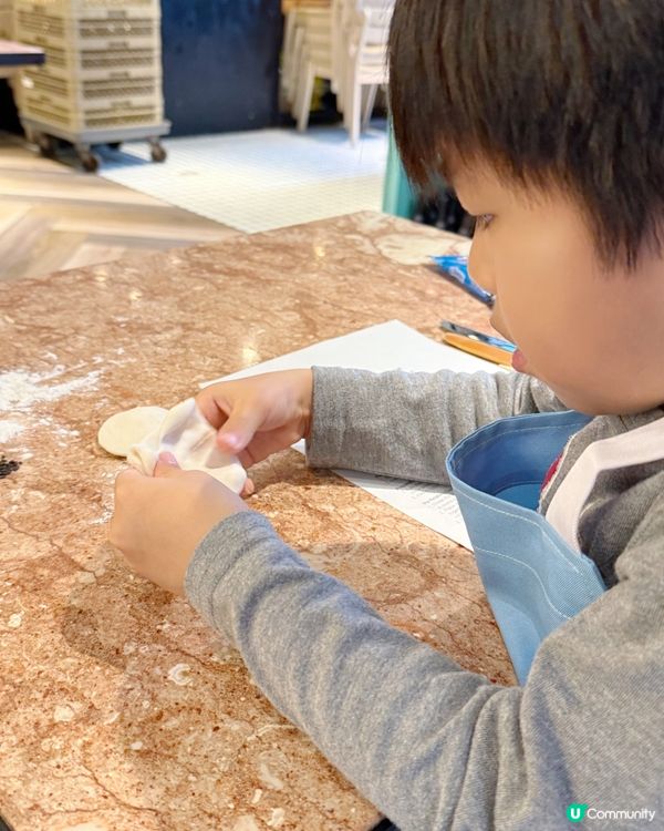 #小陳帶你玩盡香港本土職業體驗#小小點心師#唐宮小聚