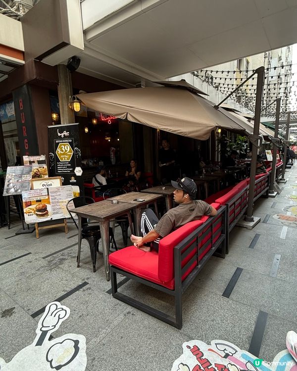 銅鑼灣巨大漢堡包，滋味無窮，環境chill到爆💥