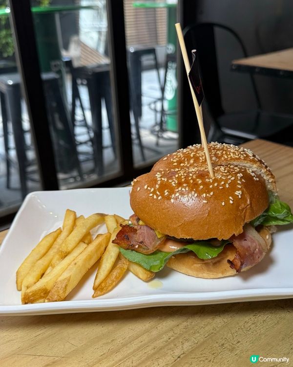銅鑼灣巨大漢堡包，滋味無窮，環境chill到爆💥