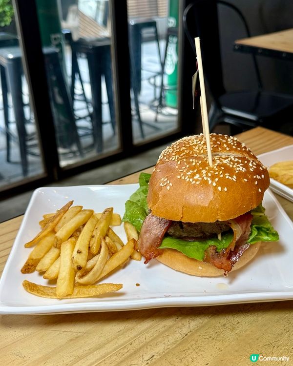 銅鑼灣巨大漢堡包，滋味無窮，環境chill到爆💥